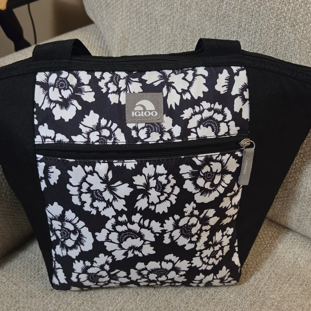 Igloo Black and White Floral Women's Bag - Picture 1 of 11